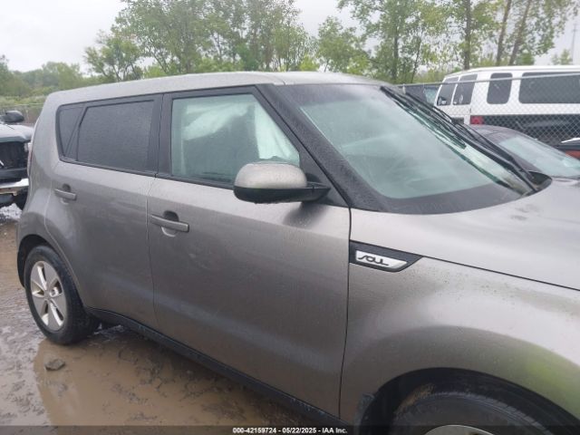 KNDJN2A28G7321321 KIA Soul