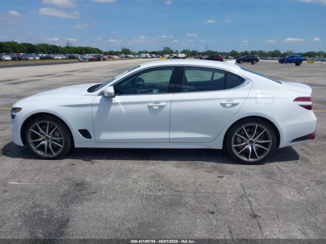 KMTG34SC2SU154579 Genesis G70 2.5t Rwd