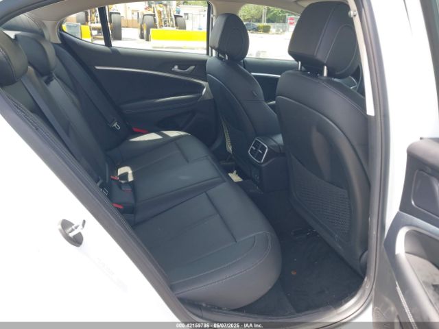 KMTG34SC2SU154579 Genesis G70 2.5t Rwd