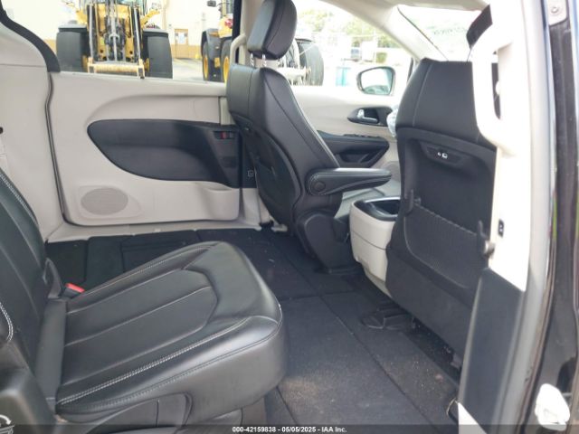 2C4RC1BG2RR151116 Chrysler Pacifica Touring L