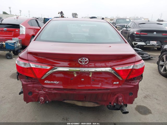 4T1BF1FK1GU567855 Toyota CAMRY SE
