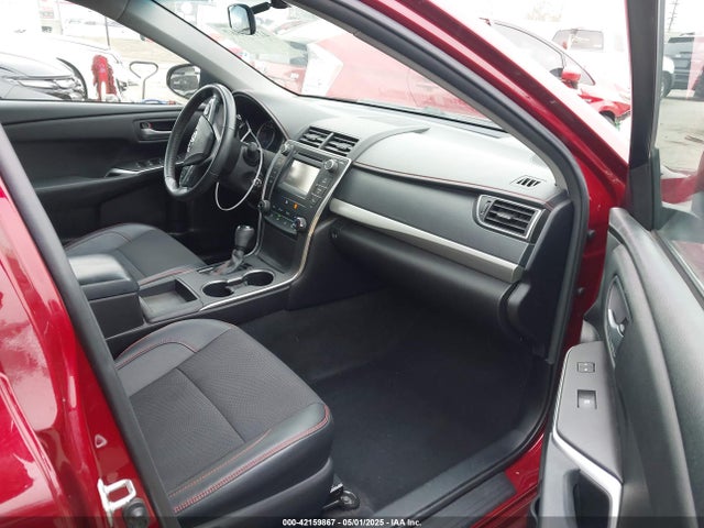 4T1BF1FK1GU567855 Toyota CAMRY SE