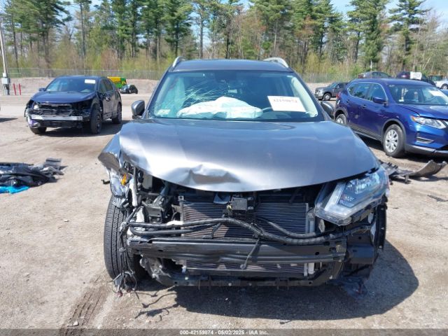 5N1AT2MV8KC748666 Nissan Rogue Sl