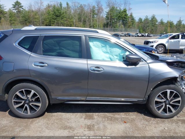 5N1AT2MV8KC748666 Nissan Rogue Sl