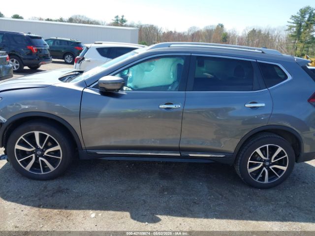 5N1AT2MV8KC748666 Nissan Rogue Sl