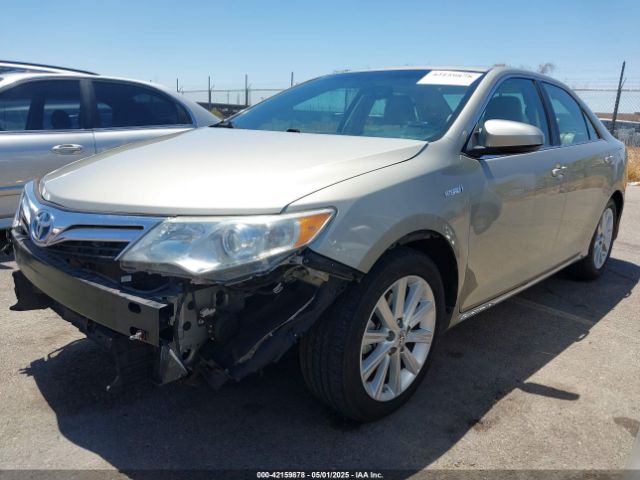 4T1BD1FK9EU109130 Toyota Camry Hybrid Xle