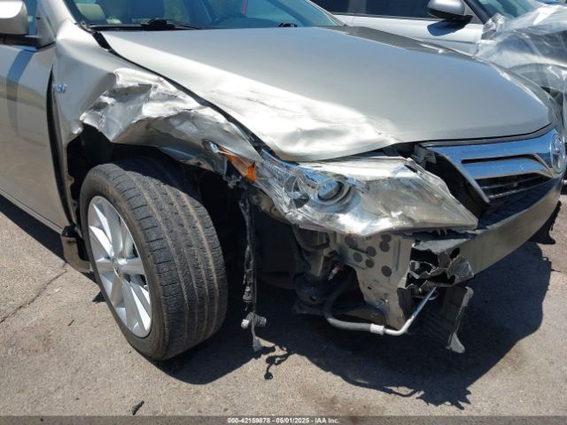 4T1BD1FK9EU109130 Toyota Camry Hybrid Xle