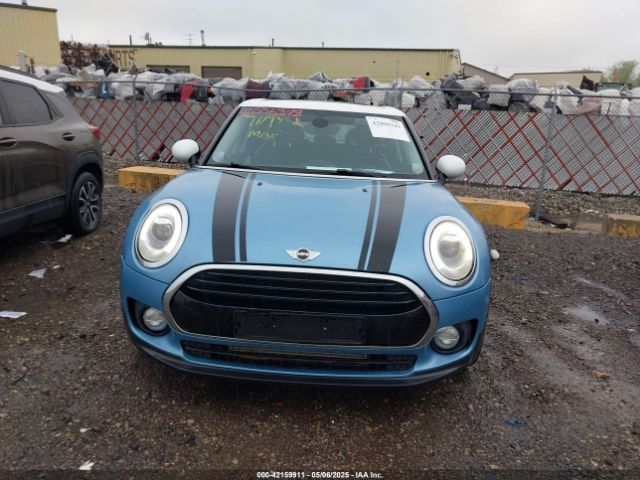 WMWLN5C56H2E32370 Mini Clubman Cooper