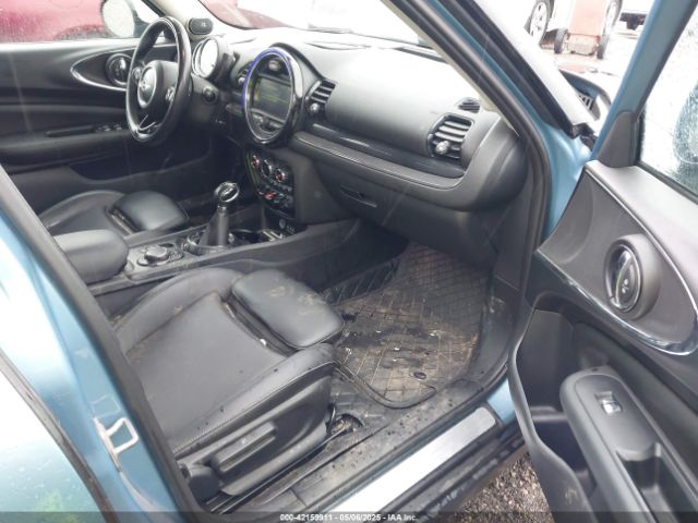 WMWLN5C56H2E32370 Mini Clubman Cooper