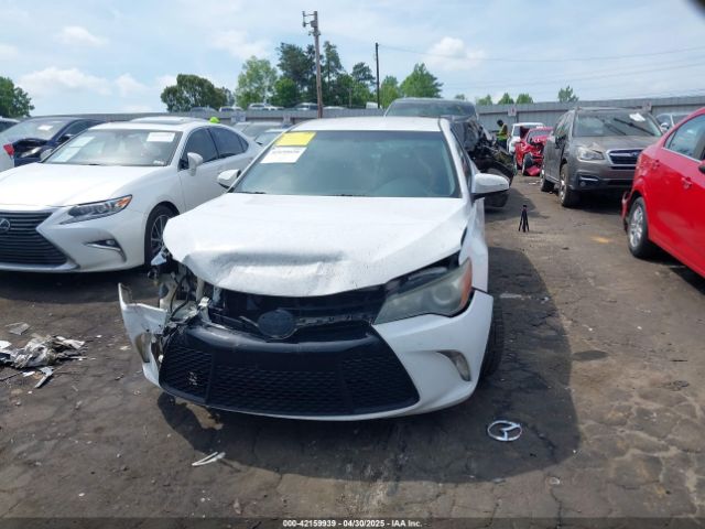 4T1BF1FK2FU976848 Toyota CAMRY SE