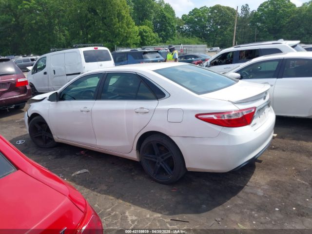 4T1BF1FK2FU976848 Toyota CAMRY SE