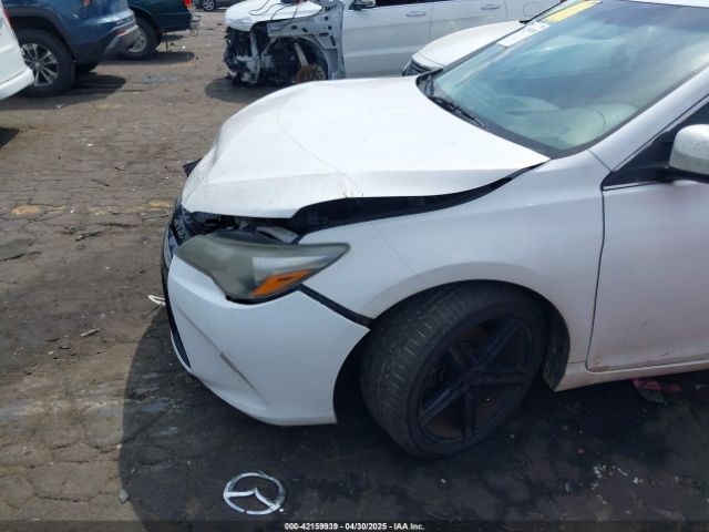 4T1BF1FK2FU976848 Toyota CAMRY SE