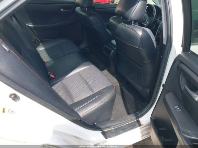 4T1BF1FK2FU976848 Toyota CAMRY SE