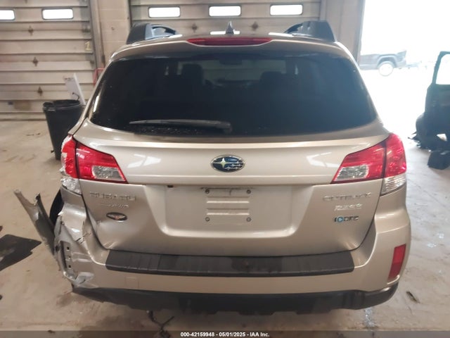 Subaru Outback 2.5i Premium 2014 4S4BRBDC7E3315135 Image 16