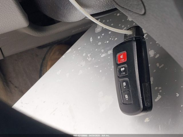 4T1BD1FK2FU150183 Toyota Camry Hybrid Le