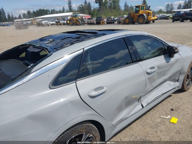 KNAG64J7XS5287253 KIA K5 Gt-line