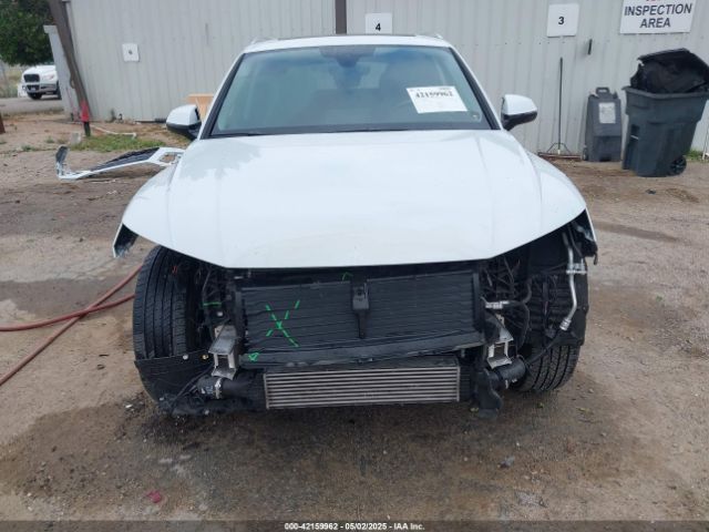 WA1GAAFY0P2137060 Audi 45 tfsi