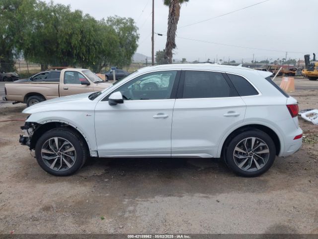 WA1GAAFY0P2137060 Audi 45 tfsi