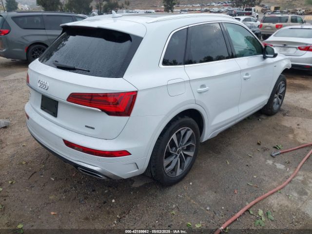 WA1GAAFY0P2137060 Audi 45 tfsi