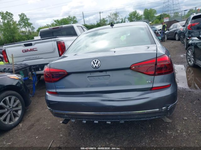 1VWLA7A30KC010294 Volkswagen Passat 2.0t Wolfsburg Edition