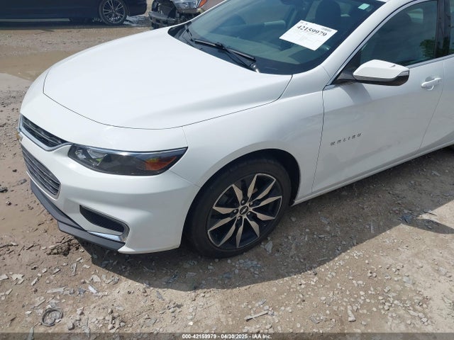 Chevrolet MALIBU LT 2018 1G1ZD5ST6JF281602 Image 2