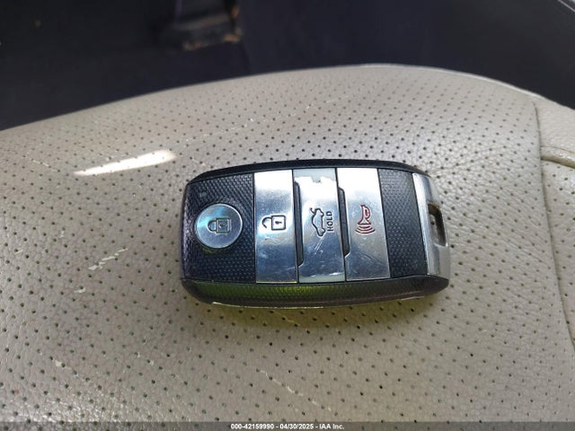 5XXGN4A75FG407824 KIA OPTIMA EX