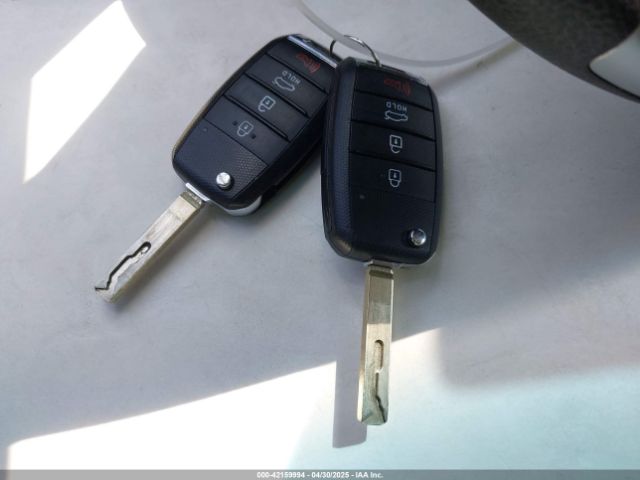 3KPA24AD9NE477872 KIA RIO S