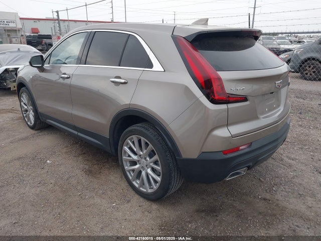 2023 CADILLAC XT4 1GYAZAR43PF152992 Photo 2