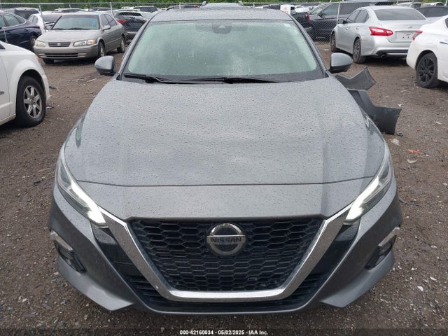 1N4BL4FV2KC102742 Nissan Altima 2.5 Platinum
