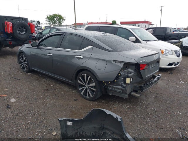 1N4BL4FV2KC102742 Nissan Altima 2.5 Platinum
