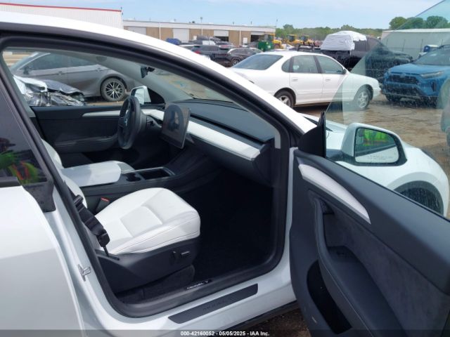 2023 TESLA MODEL Y 7SAYGDEE2PA192205 Photo 4