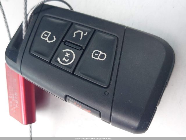 3VVTX7B2XNM004014 Volkswagen Taos 1.5t Se