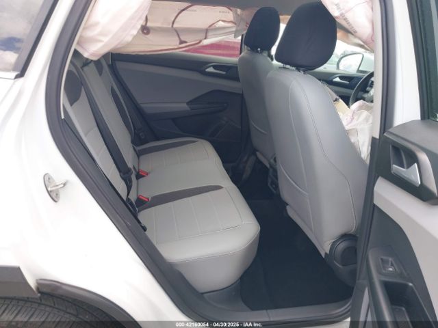 3VVTX7B2XNM004014 Volkswagen Taos 1.5t Se