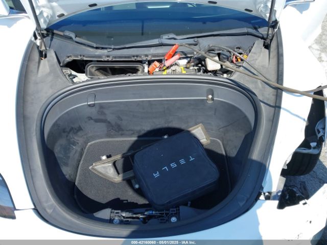 5YJ3E1EA4JF060176 Tesla MODEL 3