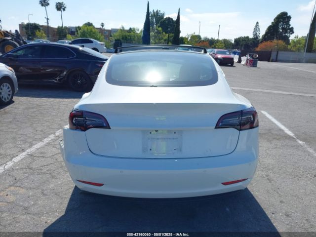 5YJ3E1EA4JF060176 Tesla MODEL 3