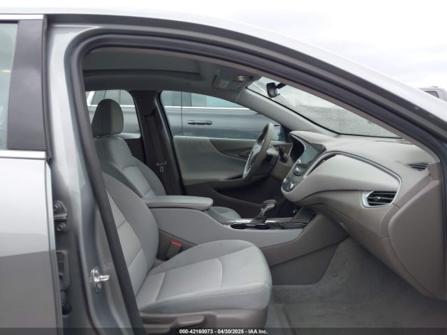 1G1ZD5ST3RF130051 Chevrolet Malibu Fwd 1lt