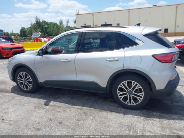 1FMCU0H66LUA81380 Ford ESCAPE SEL