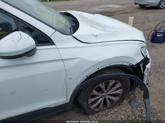 3VV0B7AX9KM055305 Volkswagen Tiguan 2.0t S