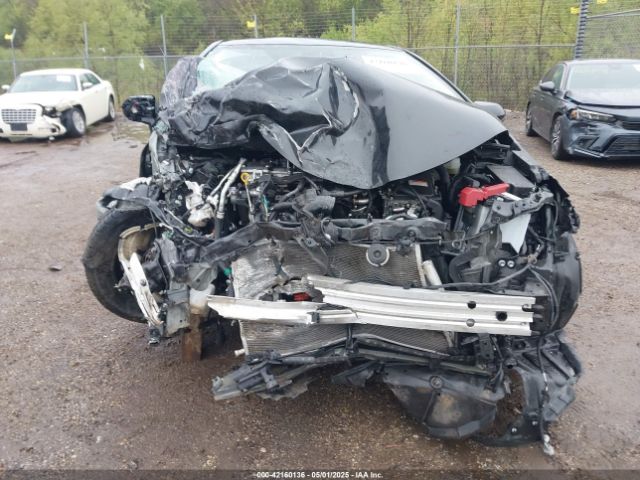 JTDEAMDE8NJ048914 Toyota Corolla Hybrid Le