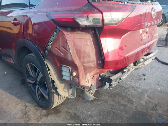 JN8BT3DC3NW120437 Nissan Rogue Platinum Fwd