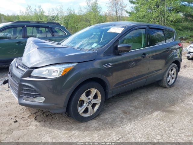 1FMCU9GX2GUA47702 Ford ESCAPE SE