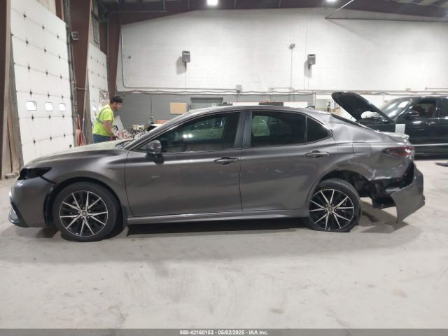 4T1G11BK8PU100569 Toyota Camry Se Awd