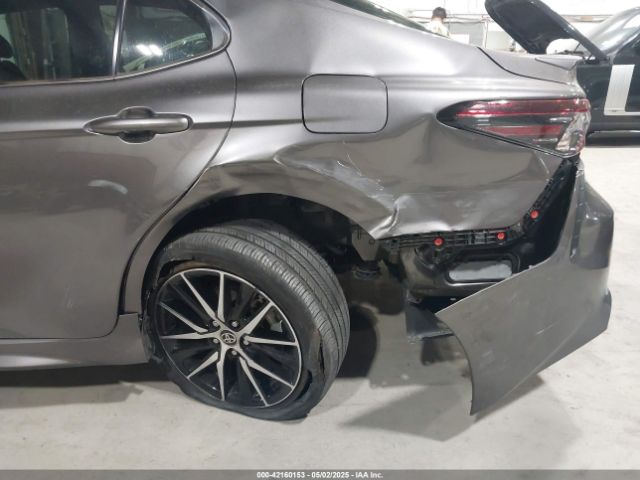 4T1G11BK8PU100569 Toyota Camry Se Awd