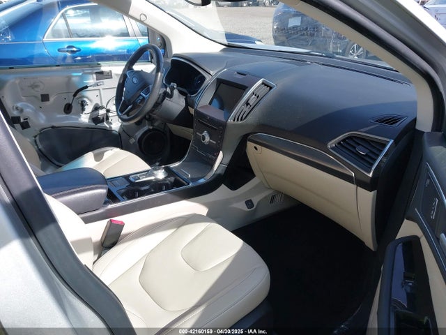 2FMPK4K9XKBB62078 Ford Edge Titanium