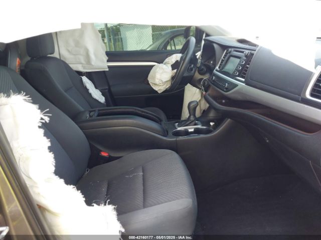 5TDZZRFH3KS325109 Toyota Highlander Le