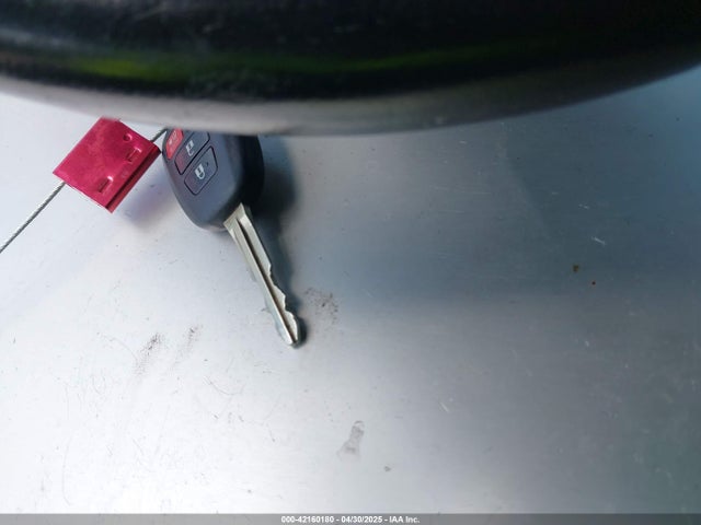 4T1BF1FK2GU224875 Toyota CAMRY SE