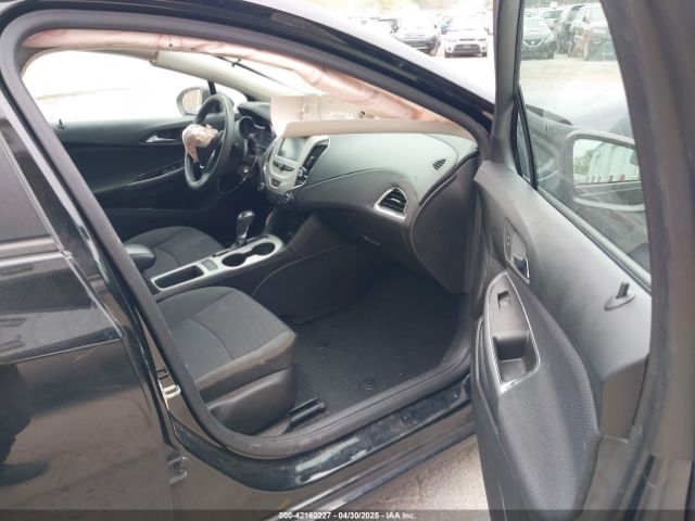 1G1BC5SM8H7127278 Chevrolet Cruze Ls Auto