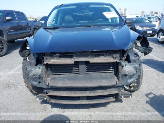 1FMCU9G65NUA70007 Ford ESCAPE SE