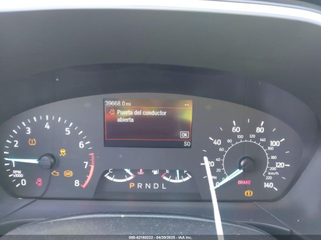 1FMCU9G65NUA70007 Ford ESCAPE SE