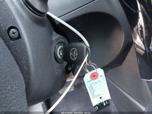 2T1BURHE6JC044223 Toyota COROLLA LE